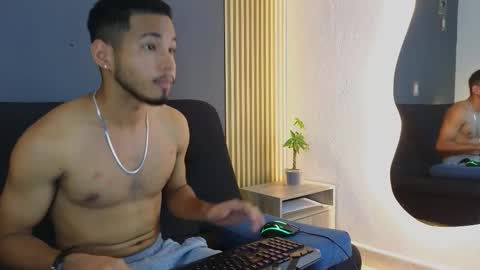 Snapshot of jaybrown_1 chatting on September 30, 3:50 am Jay online show from September 30, 3:50 am