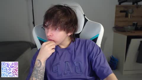 Jayce online show from November 12, 3:14 pm