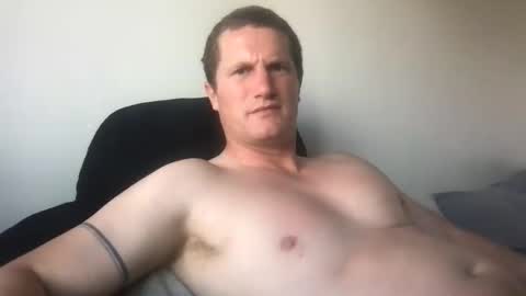 jaycup1989 online show from April 7, 9:39 pm