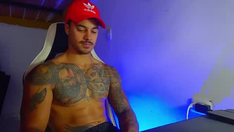 jayden_colback01 online show from April 18, 3:14 pm