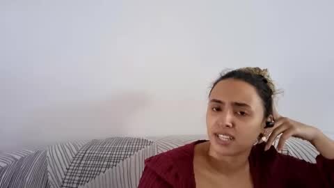 Isla online show from March 4, 12:02 pm