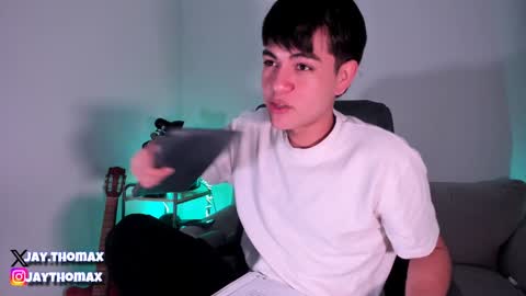 jaythomax online show from February 6, 3:41 pm