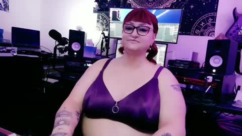 Jaz online show from November 23, 5:49 am