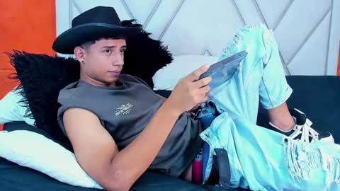 Snapshot of jaze_bradley chatting on March 7, 3:18 pm jaze_bradley online show from March 7, 3:18 pm