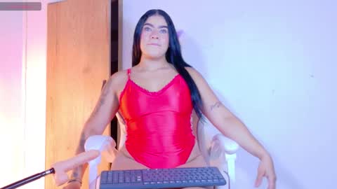 Snapshot of jazmin_barreraa chatting on October 4, 5:55 pm jazmin  online show from October 4, 5:55 pm