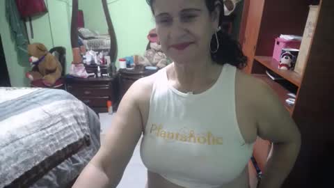 Snapshot of jazmin_rios chatting on October 5, 1:41 pm jazmim online show from October 5, 1:41 pm