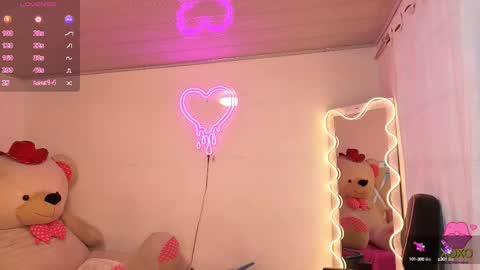 Snapshot of jazmin_tay chatting on October 6, 11:39 am Jazmin online show from October 6, 11:39 am