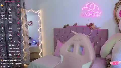 Snapshot of jazmin_tay chatting on March 6, 10:26 pm Jazmin online show from March 6, 10:26 pm