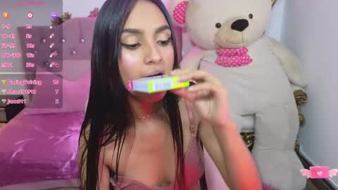 Snapshot of jazmin_tay chatting on March 7, 10:43 pm Jazmin online show from March 7, 10:43 pm