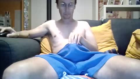 jbcascadess online show from November 10, 5:27 pm