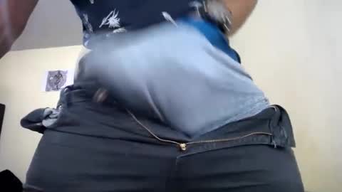 jboy_s online show from September 11, 2:29 pm