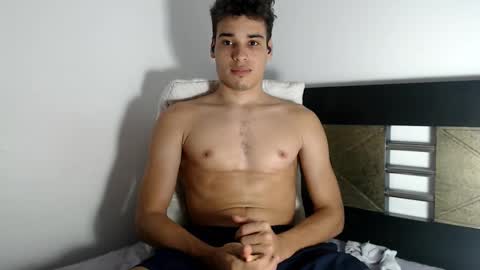 Lin online show from December 1, 1:58 am