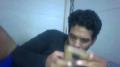 jdrake27 online show from December 4, 3:00 pm