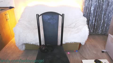 Angel online show from February 7, 3:30 pm