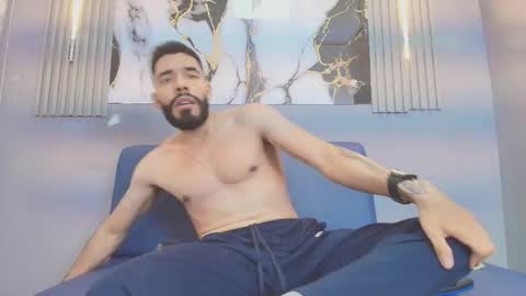 JEAN online show from February 23, 1:13 pm