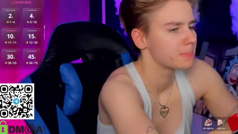 jean_wilsons online show from January 12, 4:47 pm