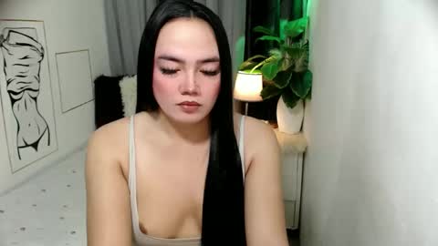 Jeanwants2play online show from March 28, 12:01 am