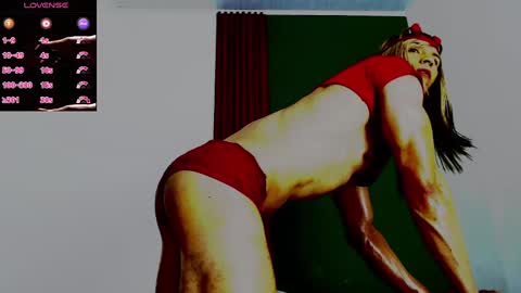 Snapshot of jeanys_sneider chatting on March 10, 9:34 am Jeays online show from March 10, 9:34 am