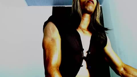 Snapshot of jeanys_sneider chatting on March 1, 1:21 am Jeays online show from March 1, 1:21 am