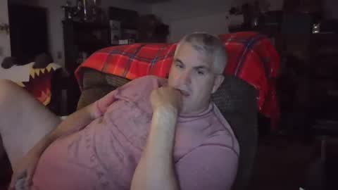 dadbody71 online show from April 18, 3:41 am