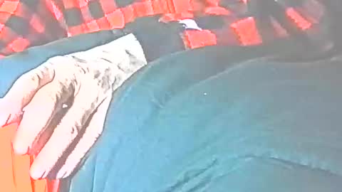 jedishy925585 online show from December 15, 5:25 am