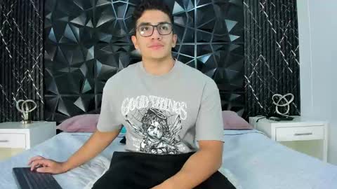 Snapshot of jeffdaltton chatting on September 29, 8:30 pm Jeff online show from September 29, 8:30 pm