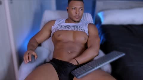 Snapshot of jeicowesst chatting on February 3, 8:57 pm jeicowesst online show from February 3, 8:57 pm