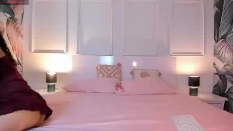 Jen  online show from January 16, 12:58 pm