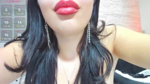 Snapshot of jelly_bee chatting on October 5, 7:54 pm Jelly online show from October 5, 7:54 pm