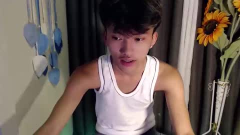 jemart_urnaughtboy online show from April 2, 5:20 pm