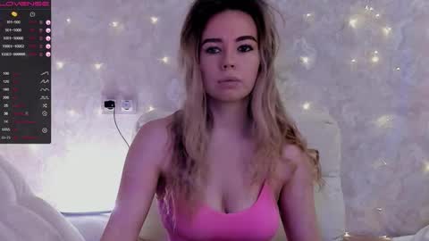 Snapshot of jeniferji chatting on September 12, 8:05 am EvaSileZ online show from September 12, 8:05 am