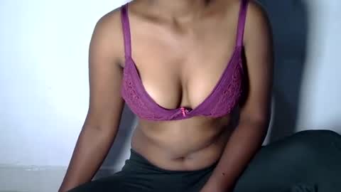 Jeniffer online show from December 8, 2:25 am