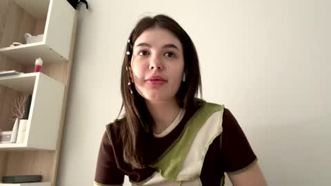 Mary online show from April 3, 7:37 am