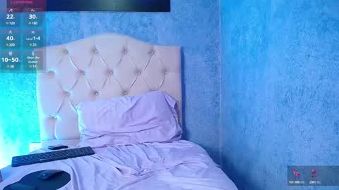 Snapshot of jenna_milf_ chatting on February 21, 10:26 pm Valentina online show from February 21, 10:26 pm