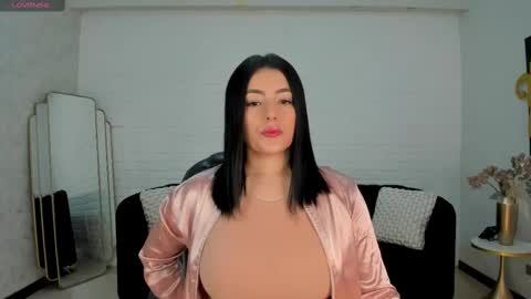 Jenna Olson  online show from February 27, 11:50 am