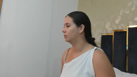 jenner_madison online show from March 24, 11:27 am