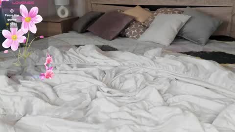 Jennie online show from January 6, 10:08 am