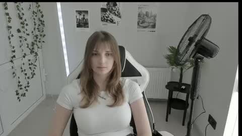 Karla online show from June 6, 1:28 pm