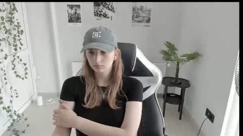 Karla online show from June 20, 12:22 pm