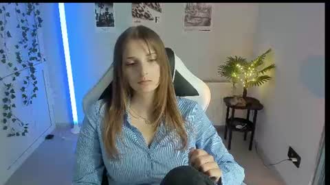 Karla online show from July 28, 1:10 pm