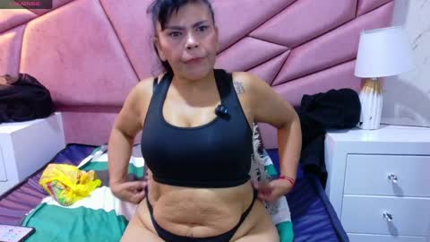 Jennifer online show from April 6, 2:20 am