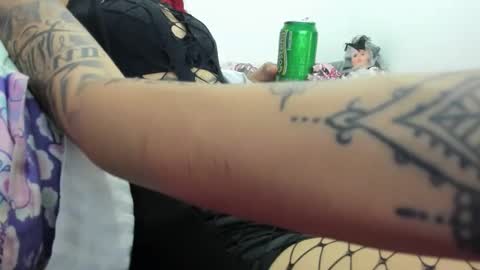 jennifer_bodyy0404 online show from May 17, 12:20 am