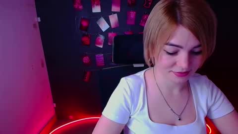 Jennifer online show from January 15, 6:44 am