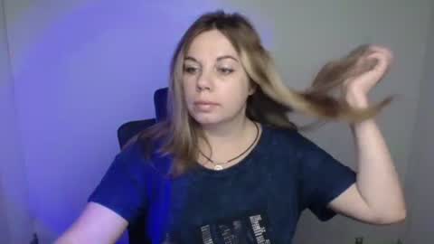 Jennifer online show from September 18, 12:09 pm