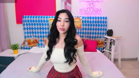 Snapshot of jennifer_munoz chatting on September 30, 7:41 am Jennifer online show from September 30, 7:41 am