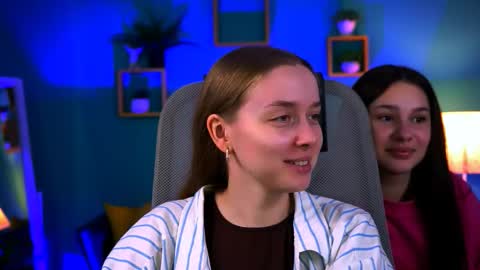 Jennifer online show from September 23, 12:43 pm