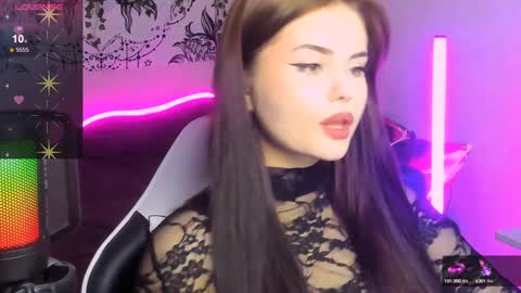 Jenni online show from December 19, 8:13 pm