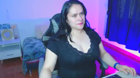 jenny__666 online show from December 2, 5:44 pm