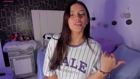 Snapshot of jenny_ford_181 chatting on January 12, 2:45 am andrea online show from January 12, 2:45 am