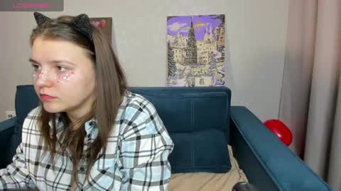 Jenny online show from February 28, 8:42 am